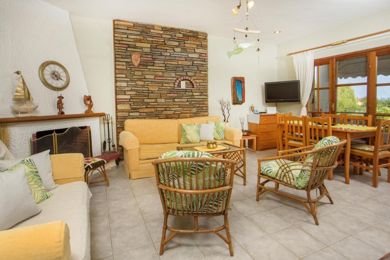 Villa Palmera Ierissos Eksteriør billede